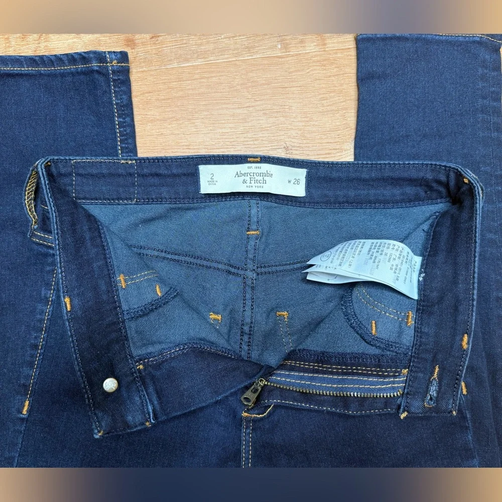 Abercrombie & Fitch High Rise Super Skinny Jeans Dark Wash Size 2 NWT Stretch